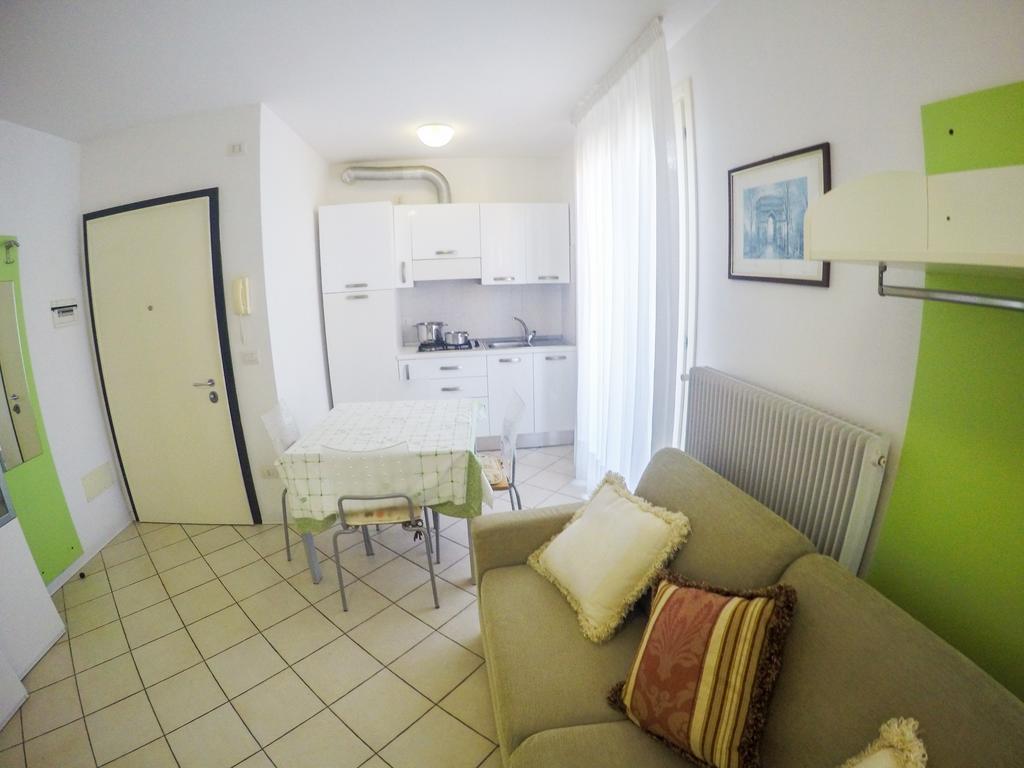 Residence Solemar - Agenzia Cocal カオルレ 部屋 写真